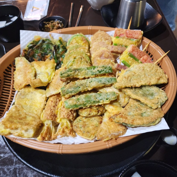  전씨네전 - 하남 미사역 전집 추천, 11종류의 모듬전이 황올 한마리 값??