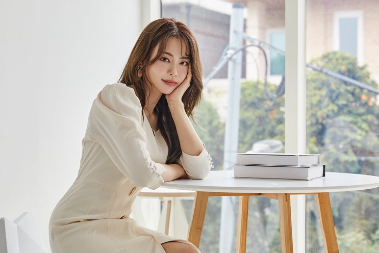 "첫 만남에 바로 호텔로.." 서유리, 맥심 표지 1위 모델이 초고속 결혼했던 이유 "첫 만남에 바로 호텔로.." 서유리, 맥심 표지 1위 모델이 초고속 결혼했던 이유