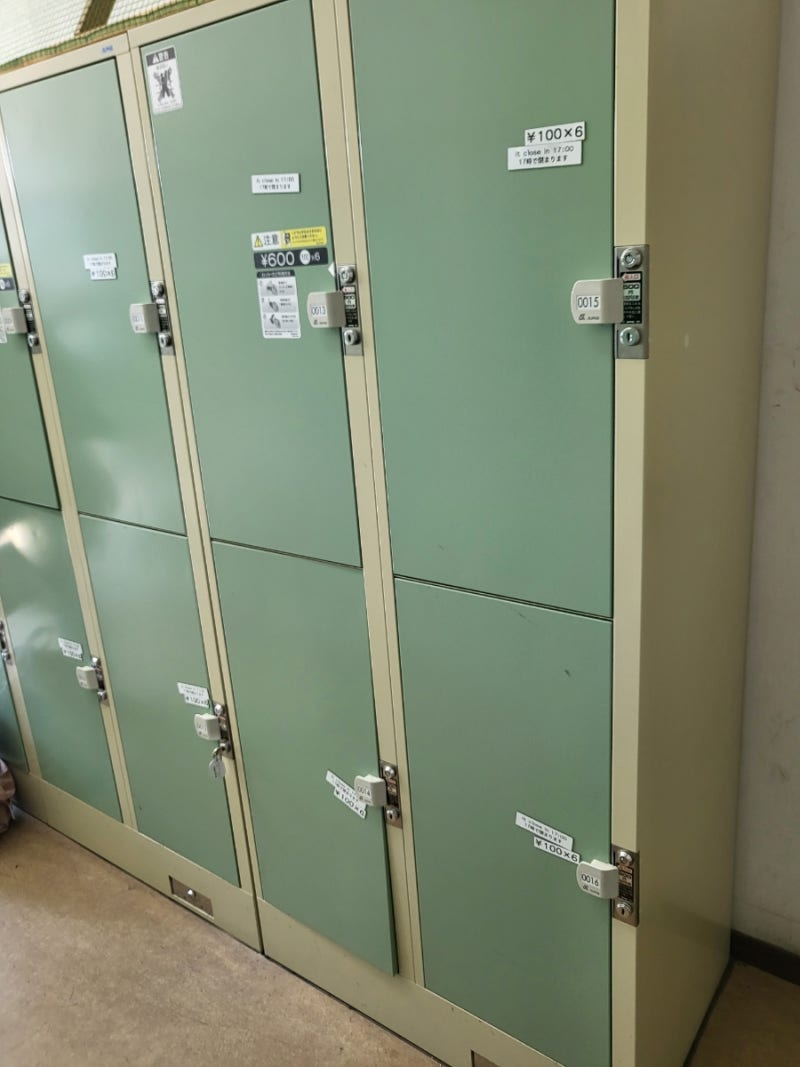 후쿠오카 여행] 유후인역 짐보관 / 코인락커 위치 및 가격!!! 500엔짜리 코인락커 발견!!!!! 캐리어 송영서비스도 가능! :  네이버 블로그