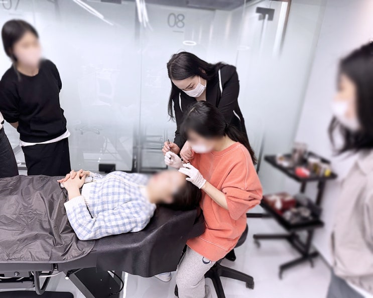 눈썹문신배우기 마지막 종착지가 되는 아카데미