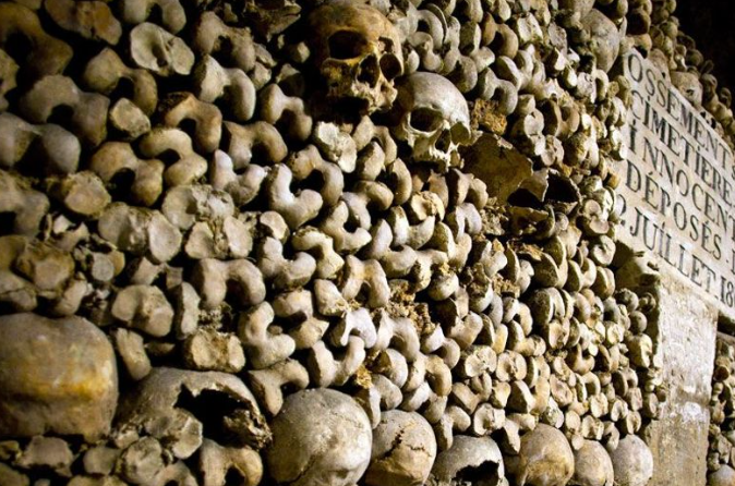 600만명의 유골이 매장된 프랑스 파리의 지하묘지, 카타콤의 생성역사와 규모