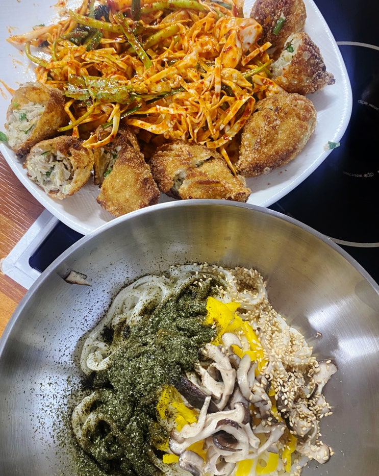  천안 신부동 건강한 한끼 "먹골"에서 들기름칼국수&비빔만두 먹고왔어요