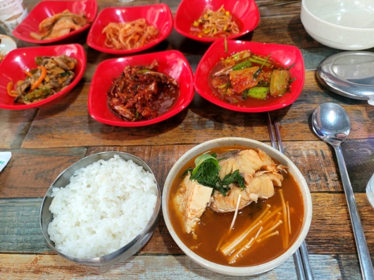  금천구 혼밥하기 좋은식당 젊음의 광장 정겨운 밥집
