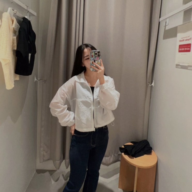 에잇세컨즈 나일론 소재 여름 자켓으로 햇빛 피하기 에잇세컨즈 나일론 소재 여름 자켓으로 햇빛 피하기
