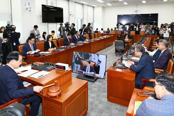 민주당, 김남국 <b>국회</b> <b>윤리위</b> <b>제소</b>…與는 "본회의서 곧장 제명"