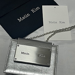 마뗑킴 ACCORDION MINI BAG IN SILVER 아코디언 미니백 실버 (+착용샷, 보관방법) 내돈내산