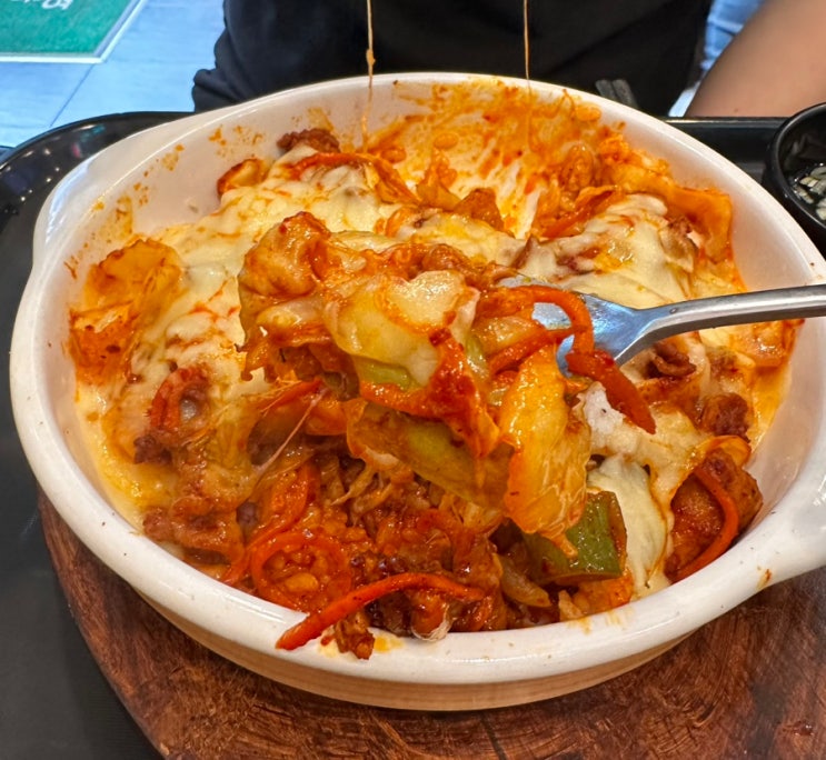 가산 맛집 싸다김밥 치즈제육덮밥 메뉴 추천해요