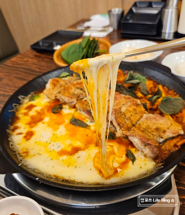  인계동맛집::인계동닭갈비맛집(feat.피냉면) 춘계옥 본점 다녀왔어요