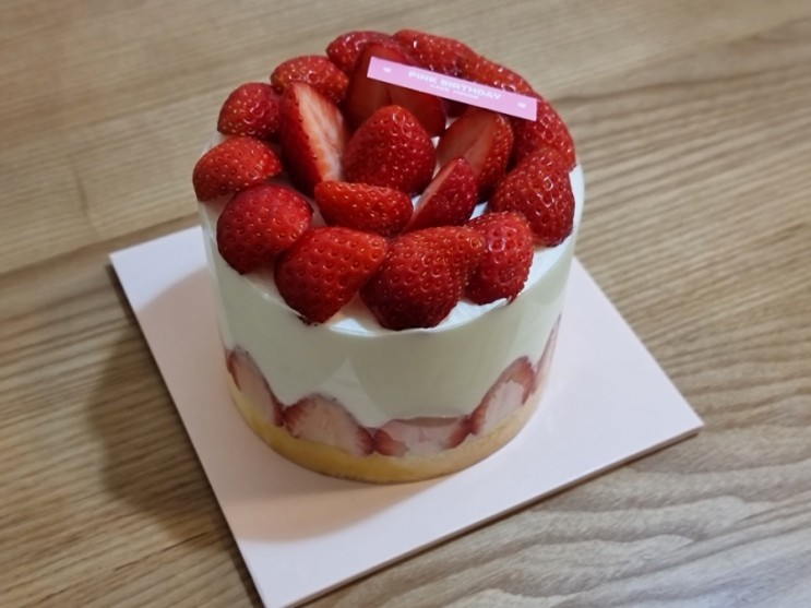 김포 구래동 케이크는 "핑크벌스데이" 수제케이크 생딸기 우유생크림 케이크 추천해요