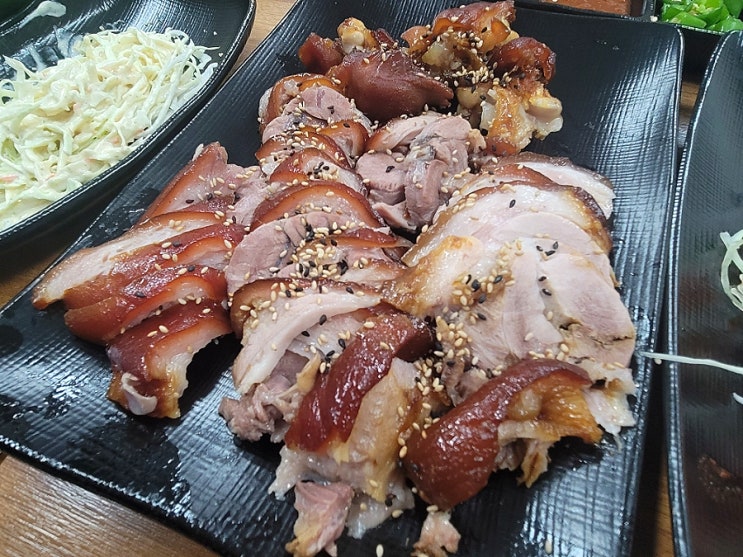  진천 맛집 "황금족발보쌈"️