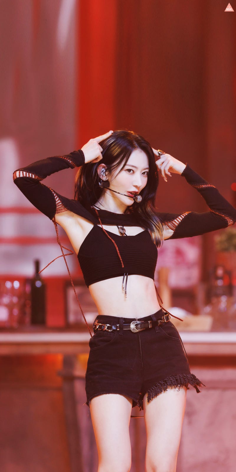 iPhone Wallpaper: LE SSERAFIM Sakura 'UNFORGIVEN' Stage #1 Wallpaper by Seuljjang