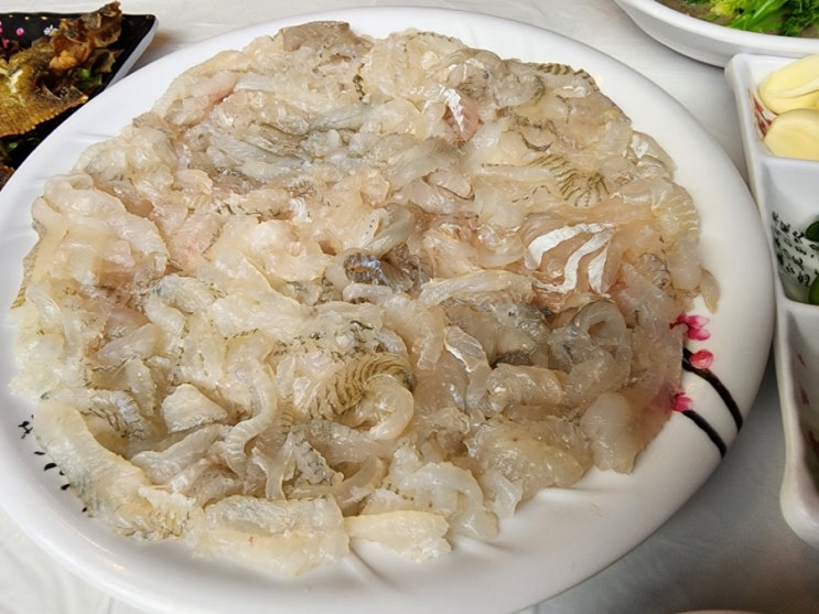  양양서피비치맛집 동쪽바다세꼬시 양양쏠비치 본점 굿!!