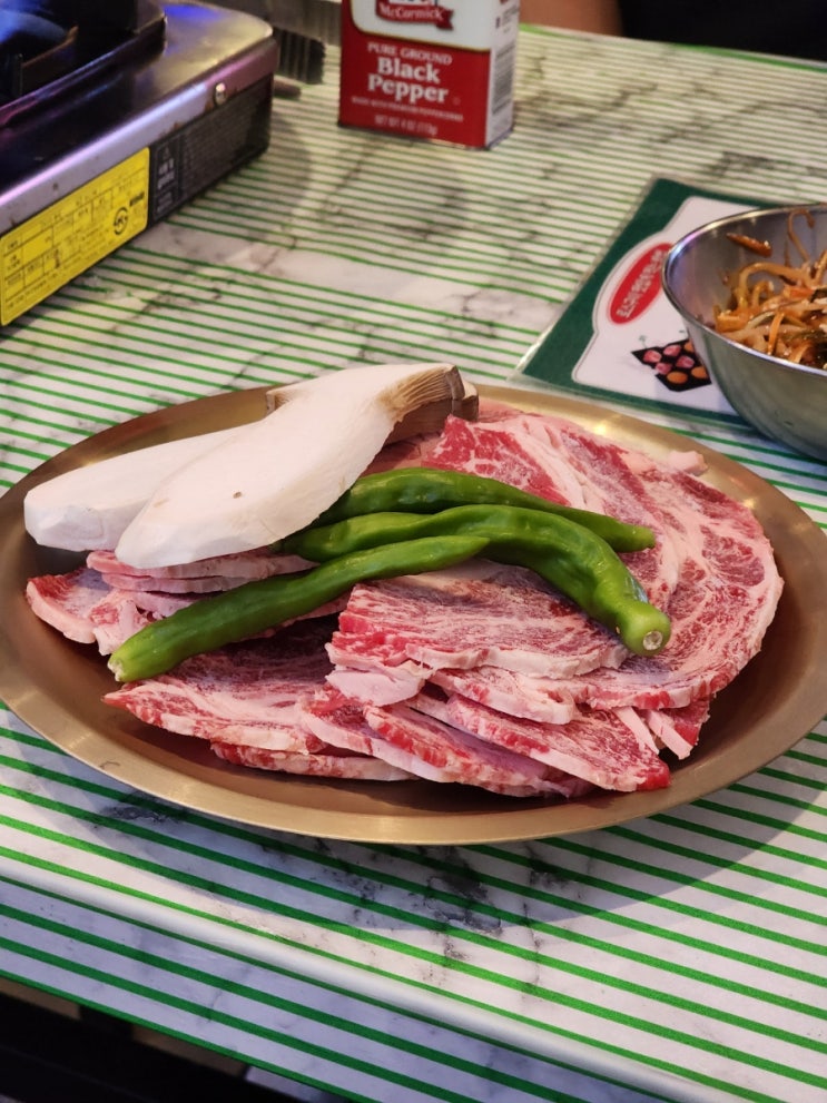  뚝섬 맛집 ::늘봄:: 한우등심로스, 청어알볶음밥, 삼선불짬뽕까지