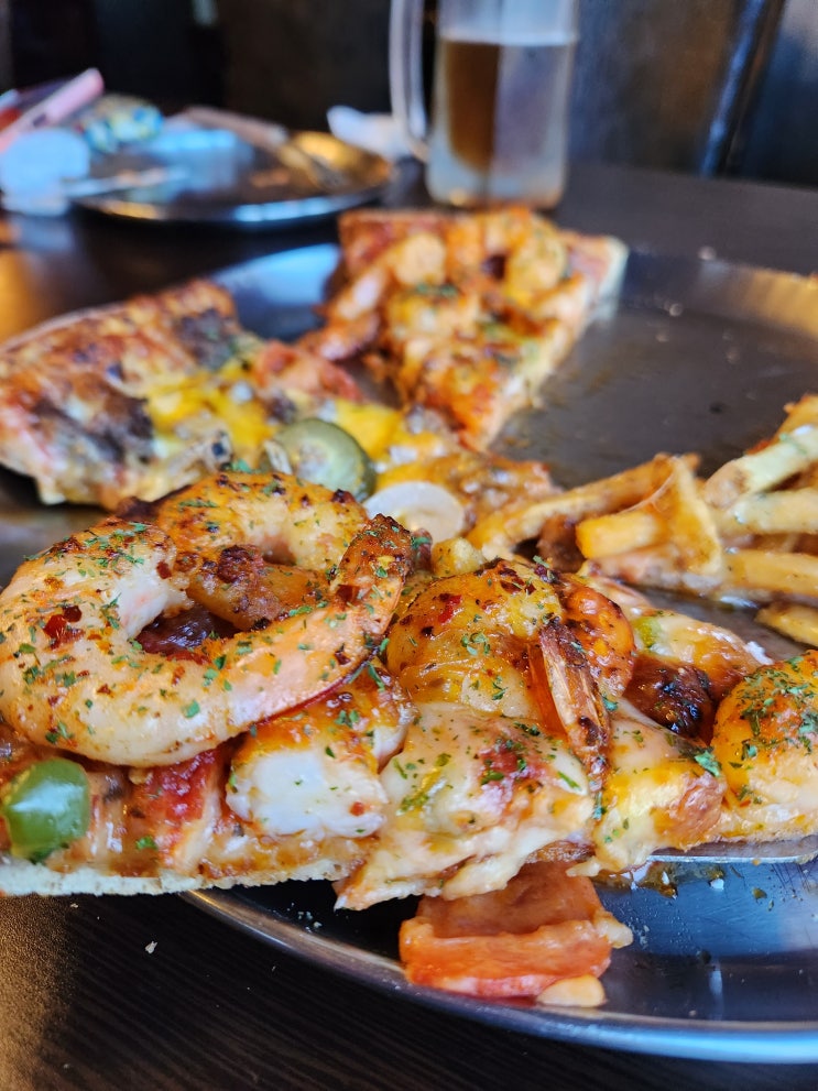 연남동 피자 맛집 백스트리트피자 토핑 많움 연남동 피자 맛집 백스트리트피자 토핑 많움