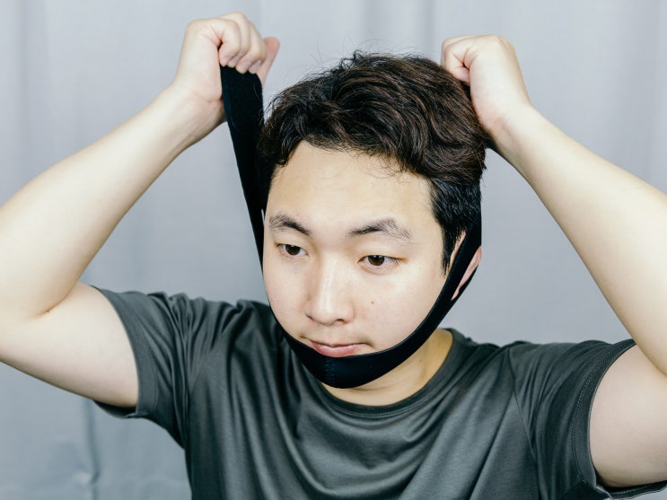  리프팅 밴드로 처진 브이라인 교정 및 턱선 만들기, 듀오솔루션 얼굴 땡기미 효과 (feat: 코골이 방지)