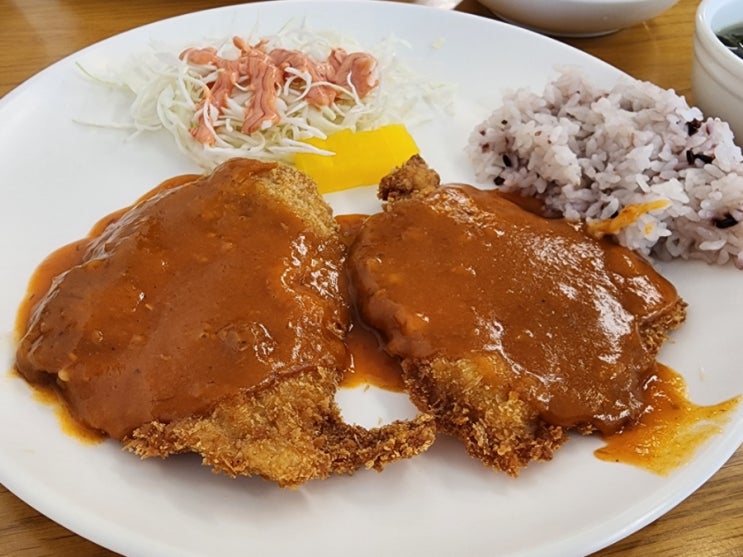  원주 맛집 추억의 수제돈가스 '기쁨이네돈가스'
