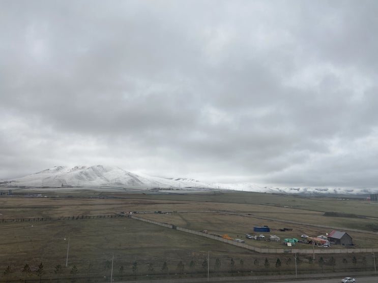 몽골의 자연환경이 혹독한 이유, 눈이 왔다 ~~