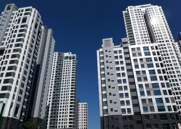 강남아파트도 '역전세' 속출.. 전세시장의 미래는?