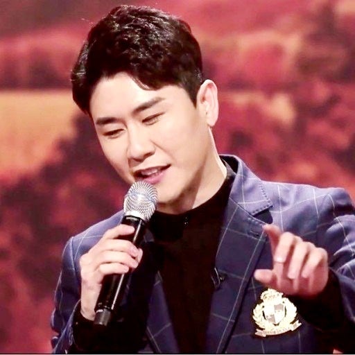 미스터트롯1 영탁의 막걸리 한 잔 3000만뷰 달성 축하