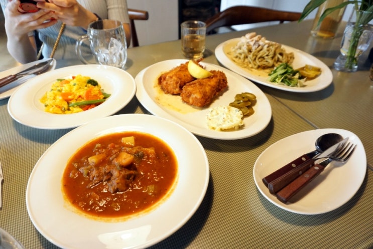  건대 커먼그라운드 맛집 더 옐로우 - 유럽 가정식 이색 데이트 식사로 딱!