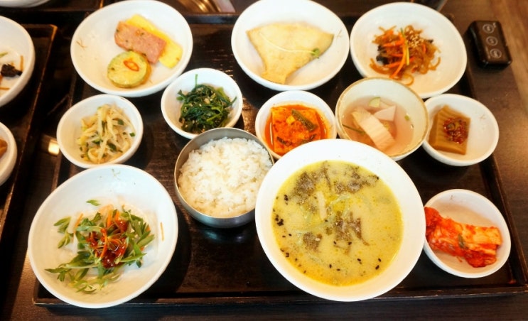  [양재 직장인 점심 맛집] 양재역 들깨칼국수 정식이 맛있는 오향절면