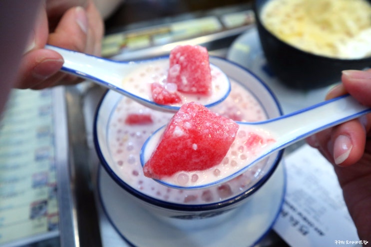  아추디저트(AH CHEW DESSERTS) 부기스점Mango PomeloWatermelon Sago