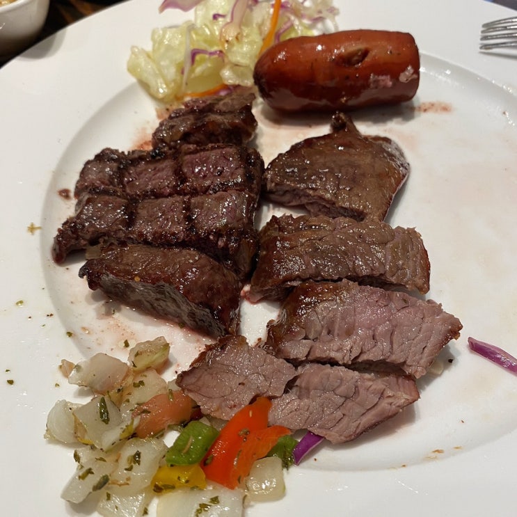  신촌맛집베스트 브라질 슈하스코맛집 스테이크를 무한리필로 먹을 수 있는 이빠네마그릴 신촌점 (Ipanemagrill Sinchon)