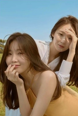 다비치 <b>강민경 이해리</b>