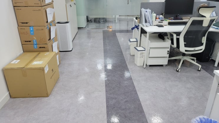 서초구  사무실청소(양재동,서초동,반포동,방배동) 눈에 보이지 않는 곳까지도 말끔하게