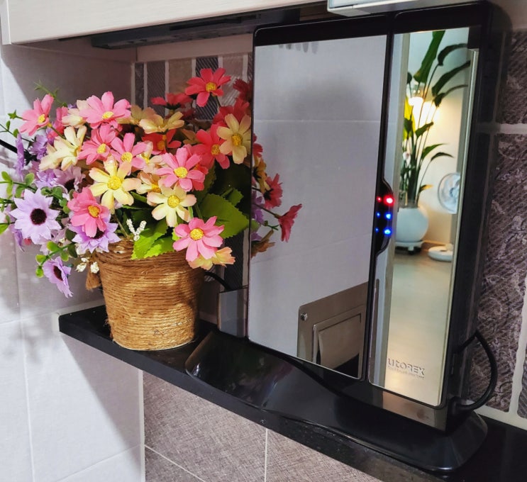 유토렉스 "블랙미러 가정용 칫솔살균기,칫솔걸이 1위 유토렉스 "블랙미러 가정용 칫솔살균기,칫솔걸이 1위