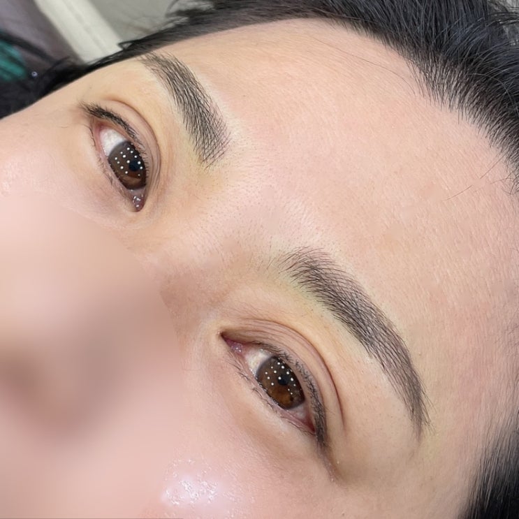  홍대 자연눈썹 잘하는 곳 홍대살롱 엄마가 대만족!