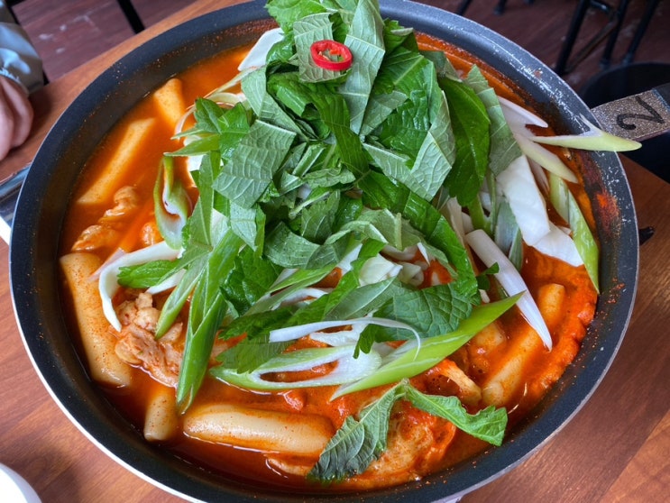  [홍대맛집]또보겠지떡볶이 | 즉석떡볶이, 버터갈릭 감자튀김 맛집 내돈내산 후기