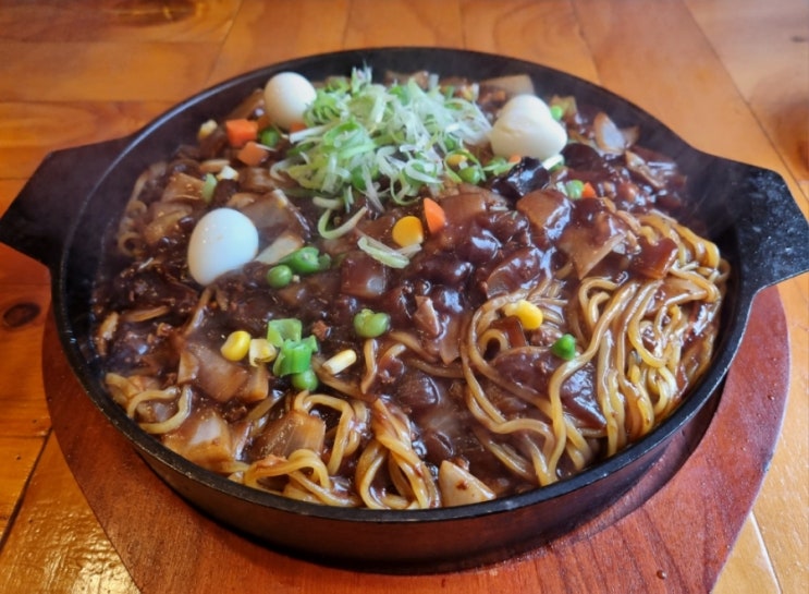  부산시청 철판돌짜장이 맛있는 중국집:: 호야짬뽕1650