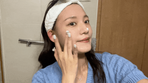  [순한폼클렌징] 아크네폼클렌징으로 예민한 피부 세안하기