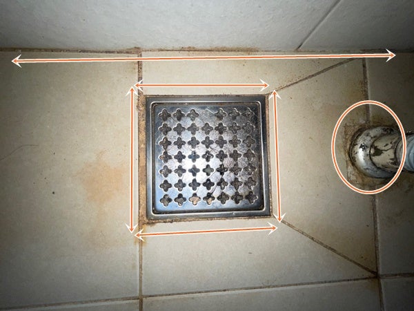 안양 석수동 아파트 화장실 천장 누수 - 배관 모든 곳이 손상되어 방수층이 역할을 못하고 있었어요!