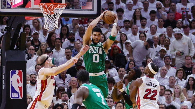 NBA 동부 결승-제이슨 <b>테이텀</b>과 <b>보스턴</b> 생존. 반격의 서막?... 