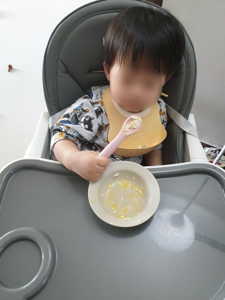 무럭무럭 자라는 아이 무럭무럭 자라는 아이