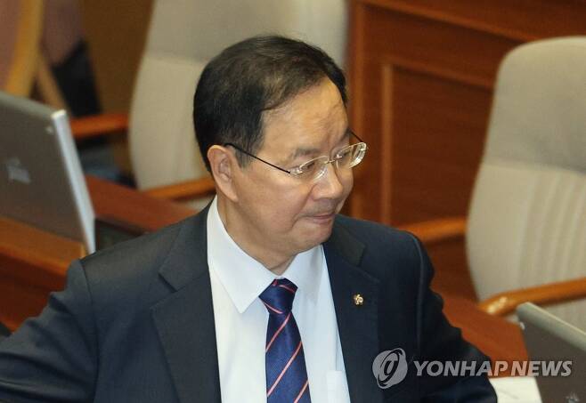'<b>정치자금</b>법 위반' 與<b>하영제</b> 의원 탈당…"당에 부담 안 끼치려... 