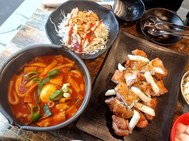  대구 달서구 맛집] 용산종합큰시장 용산동 옛날통닭 옛날치킨 '가마에 꾸운닭'