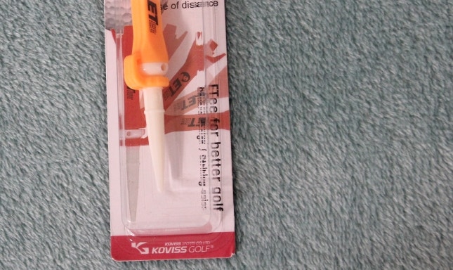 다이소 골프티 2단계 높이를 맞춰 사용가능 분실방지 기능이 있는 제품