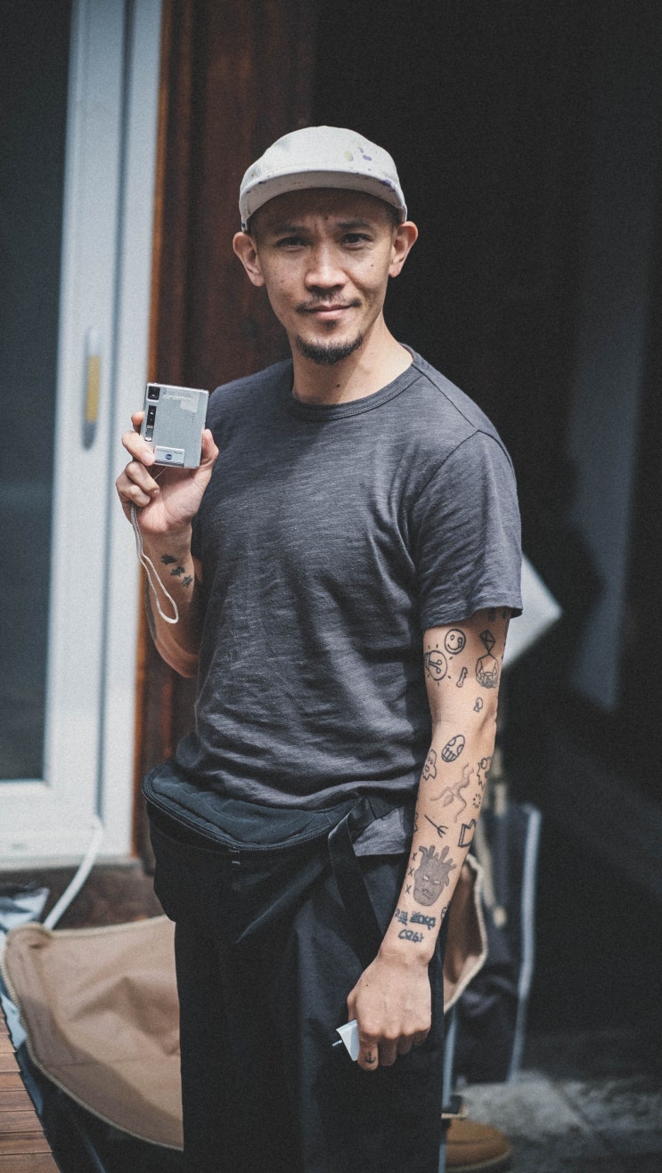  현대무용 권혁 소설 中