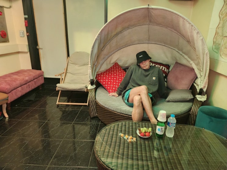 인천 주안 노래방 추천 24시간 연중무휴 운영하고 다양한 소품으로 놀거리가 많고 서비스 안주도 챙겨주는 노클카노래연습장 인천 주안 노래방 추천 24시간 연중무휴 운영하고 다양한 소품으로 놀거리가 많고 서비스 안주도 챙겨주는 노클카노래연습장