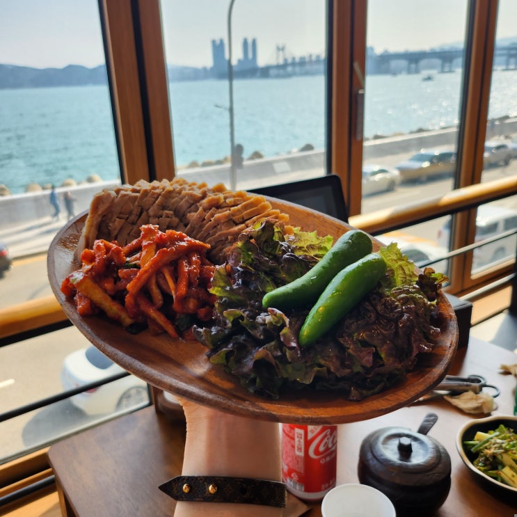 해운대 칼국수ㅣ보쌈이 맛있는 이가솜씨