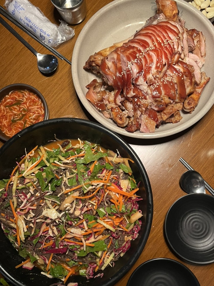  [논현 리북집] 모임하기 좋은 족발맛집(+쟁반국수 필수)