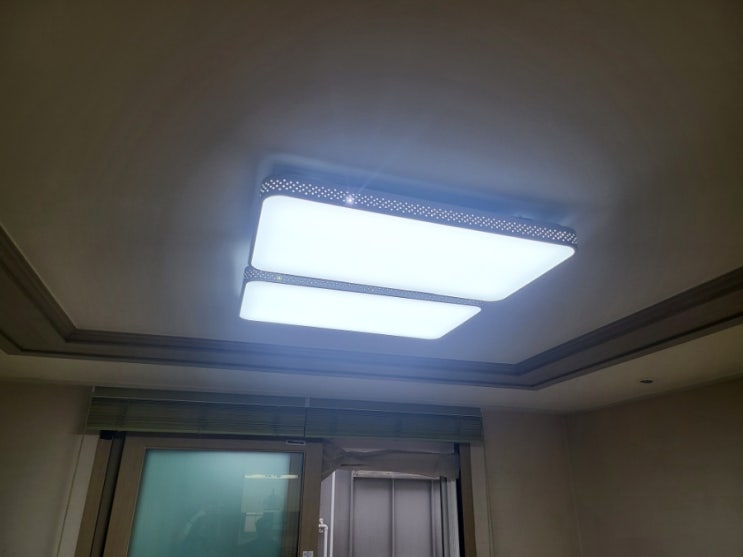  LED거실등 주방등 교체 / 광진구 빌라 집수리 / 광진구 집수리 파란몽키 LED전등교체