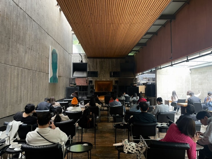  파주 헤이리마을 가볼만한 곳, 황인용 뮤직 스페이스 카메라타 내돈내산 방문후기