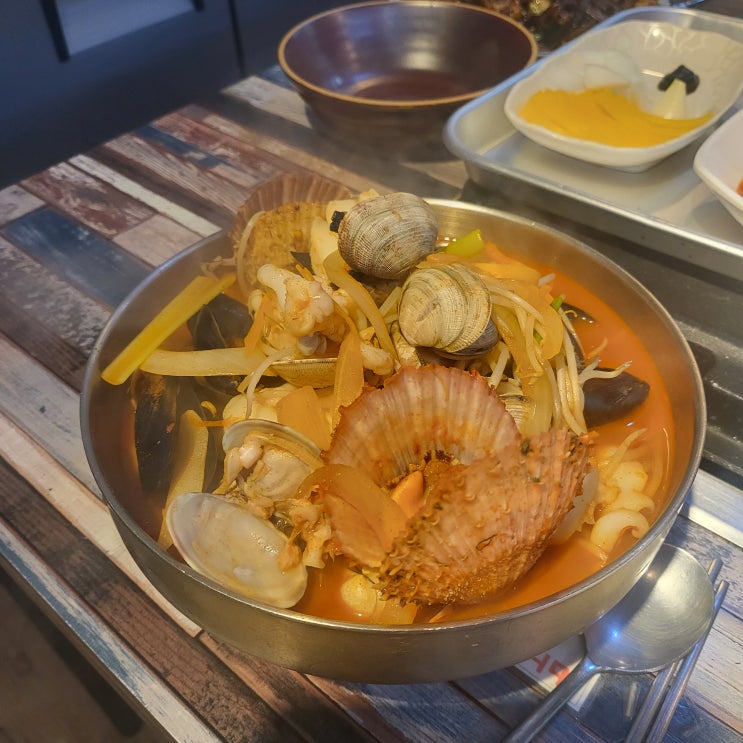  경기 성남시 태평역 갑오징어 짬뽕 맛집 조개맛본돼지