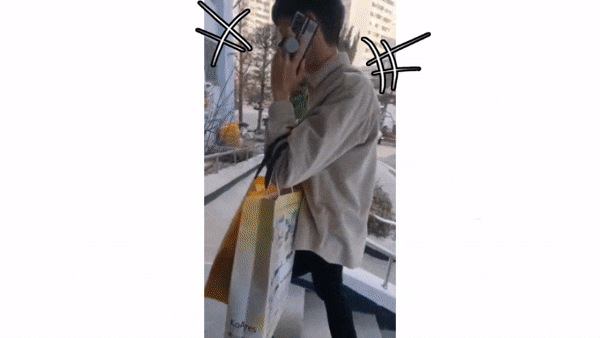 rf카드 스티커란 무엇일까요?rf카드의 정보를 복사하여 스티커 형태로 만든 것입니다.