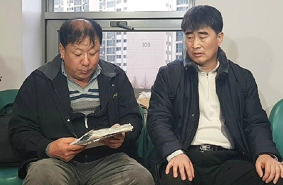 낙동강변 살인사건 부산 엄궁동 2인조 살인사건 전말 진범 최인철 장동익 누명 21년 옥살이 분홍보따리 정체 홍형사 송검사 꼬리에 꼬리를 무는 그날이야기 낙동강변 살인사건 부산 엄궁동 2인조 살인사건 전말 진범 최인철 장동익 누명 21년 옥살이 분홍보따리 정체 홍형사 송검사 꼬리에 꼬리를 무는 그날이야기