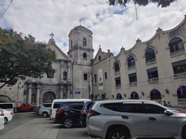 필리핀 마닐라여행 (올드마닐라 시티투어 : 인트라무로스 2탄 : 스페인풍으로 설계된 최초의 유럽식 석조건물로써 기적의 교회로 불리는 성 어거스틴 성당)